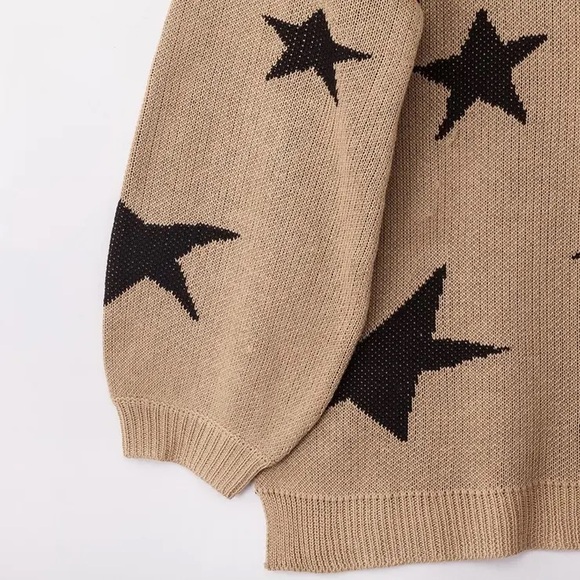 Black & Tan Star Sweater - Picture 2 of 7